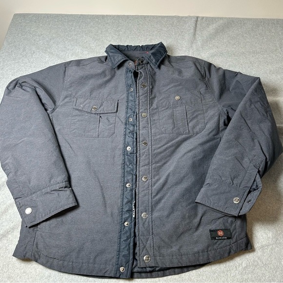 Mountain And Isles Other - Mountain‎ and Isles Mens Quilted Shirt Jacket Gray Snap Front Shacket Small